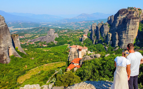 7 Expert Secrets to Understanding Christian Leone: The Ultimate Guide for 2024