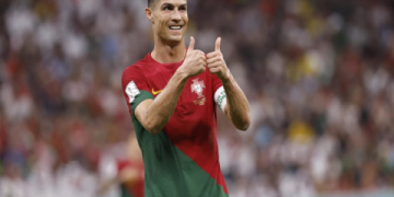 7 Expert Secrets to Spotting Cristiano Ronaldo in Uniform: The Ultimate Guide for Fans and Analysts